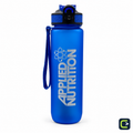 Applied Nutrition Sports Water Bottle bleu 1 litre — vue studio sur fond clair ; visuel retravaillé à partir de la référence produit, signature Le Coin du Sportif hors produit.